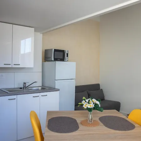 Apartment L'amsterdam - Duplex Tres Calme Au Dernier Etage Niort